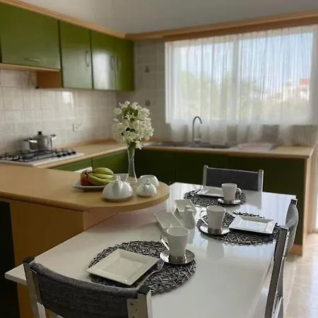 Nicocreon Apartamento